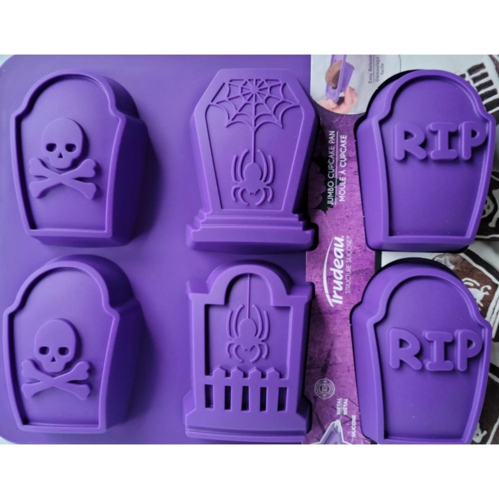 Trudeau Silicone 6ct Halloween Tombstone Jumbo CUPCAKE Baking Pan Mold Purple